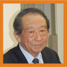 平川忠雄氏